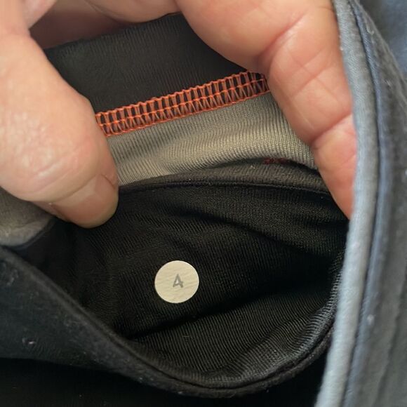 Lululemon Groove Reversible Pants - Picture 6 of 7